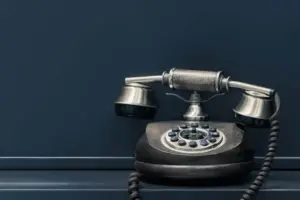 contact 768x512 1